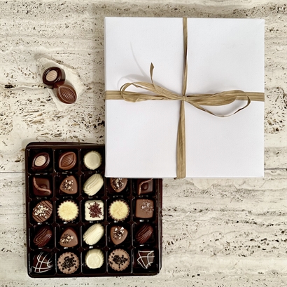 25 stk. Belgisk Gourmet Dessertchokolade i Læderlook Æske - ca. 350 gram